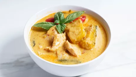 Poznaj smaki jesieni! Przepis na zupę dyniową z curry