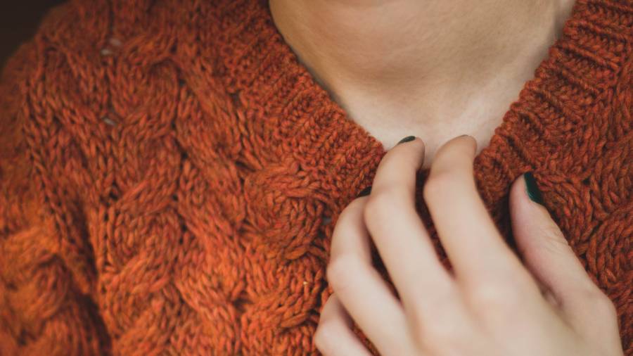 szyja kobiety - Choroba Hashimoto | iZielnik.pl