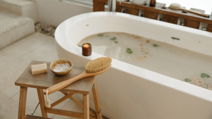 Chlorek magnezu do kąpieli - jak stosować? | iZielnik.pl