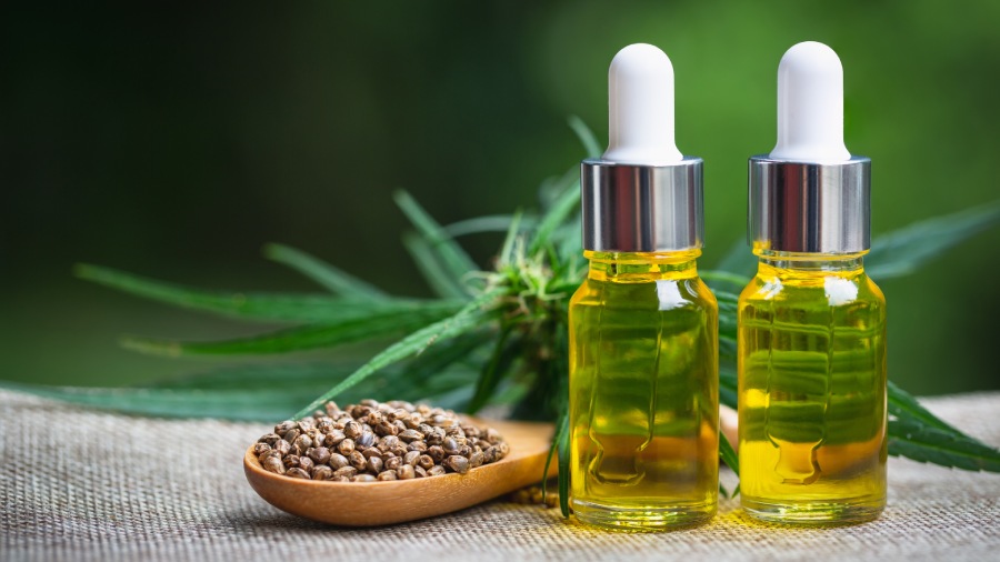  Olej konopny właściwości i zastosowanie w kosmetyce | iZielnik.pl